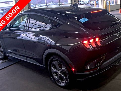 Used 2022 Ford Mustang Mach-E Select image 5