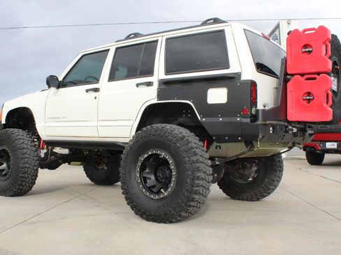 Used 2001 Jeep Cherokee Sport image 40