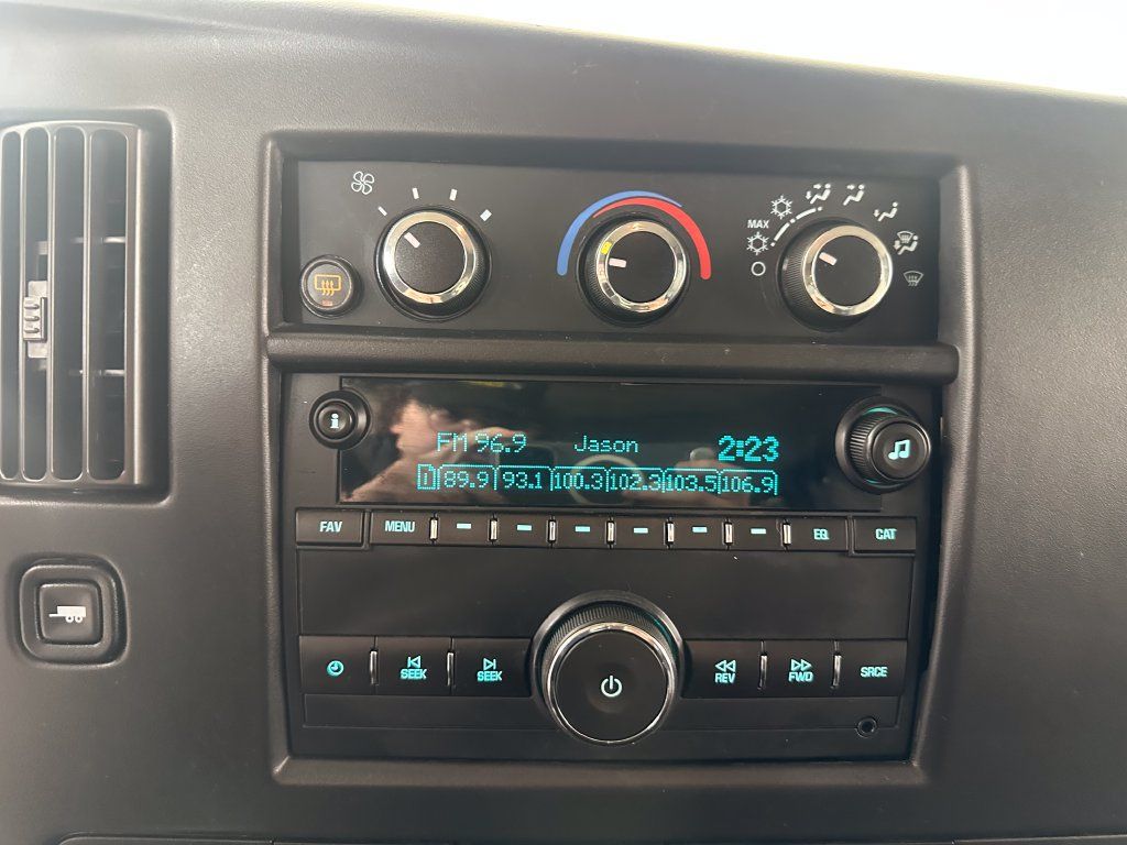 Used 2015 Chevrolet Express 3500 LT w/ LT Preferred Equipment Group RWD image 21