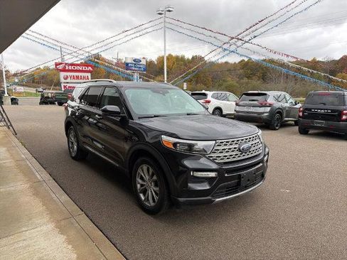 Certified 2023 Ford Explorer Limited w/ Equipment Group 301A image 2