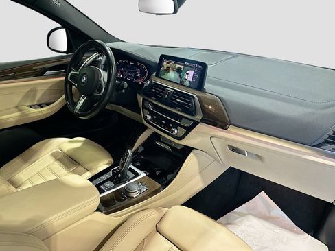 Used 2026 BMW 530i xDrive w/ Executive Package AWD/4WD image 31
