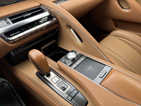 Used 2021 Lexus LC 500 Convertible w/ Cold Area Package image 16