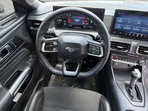 Used 2024 Ford Mustang Coupe RWD image 12