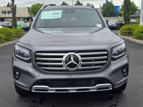 New 2026 Mercedes-Benz GLB 250 4MATIC image 9
