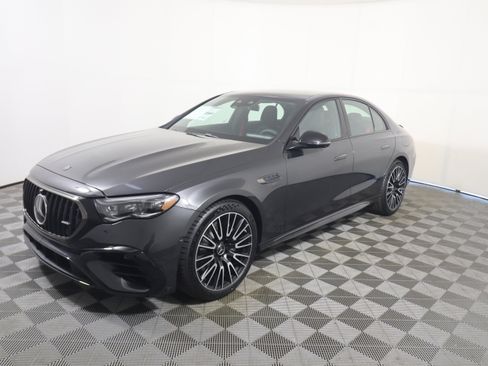 New 2026 Mercedes-Benz E 53 AMG e 4MATIC Sedan image 9