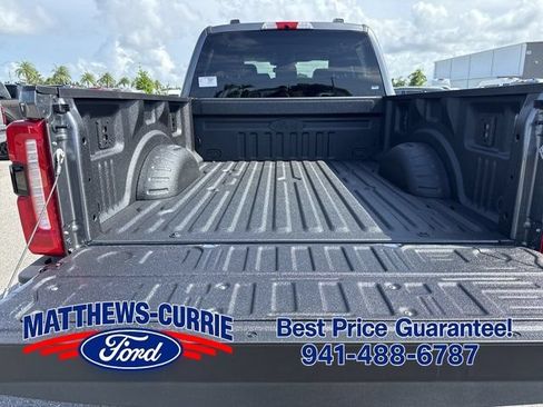 New 2026 Ford F250 Lariat w/ Black Appearance Package AWD/4WD image 15