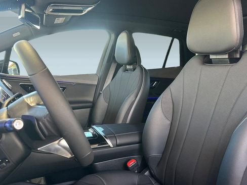 Used 2026 Mercedes-Benz EQE 320 4MATIC SUV image 4