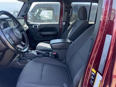 Used 2021 Jeep Gladiator Sport AWD/4WD image 8