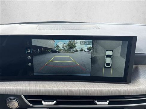 Certified 2025 Hyundai Sonata Limited FWD image 13