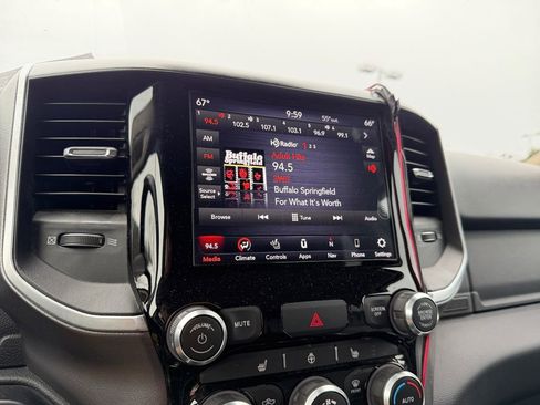 Used 2019 RAM 2500 Big Horn image 17