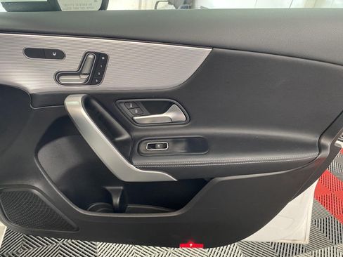 Used 2019 Mercedes-Benz A 220 image 7
