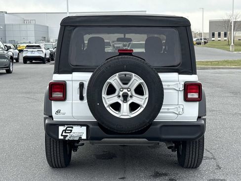 Used 2023 Jeep Wrangler Sport AWD/4WD image 26