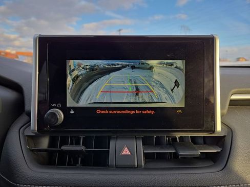 Used 2023 Toyota RAV4 XLE image 25