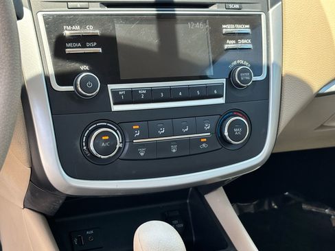 Used 2016 Nissan Altima 2.5 S w/ Power Driver Seat Package FWD image 24