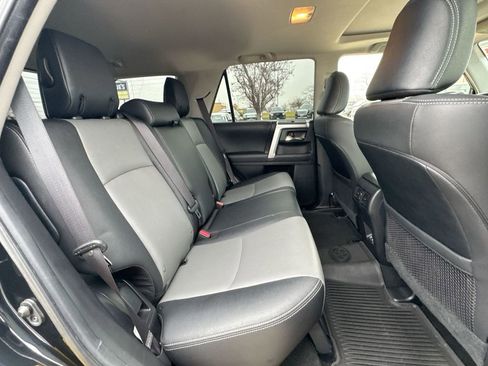 Used 2020 Toyota 4Runner SR5 Premium image 27