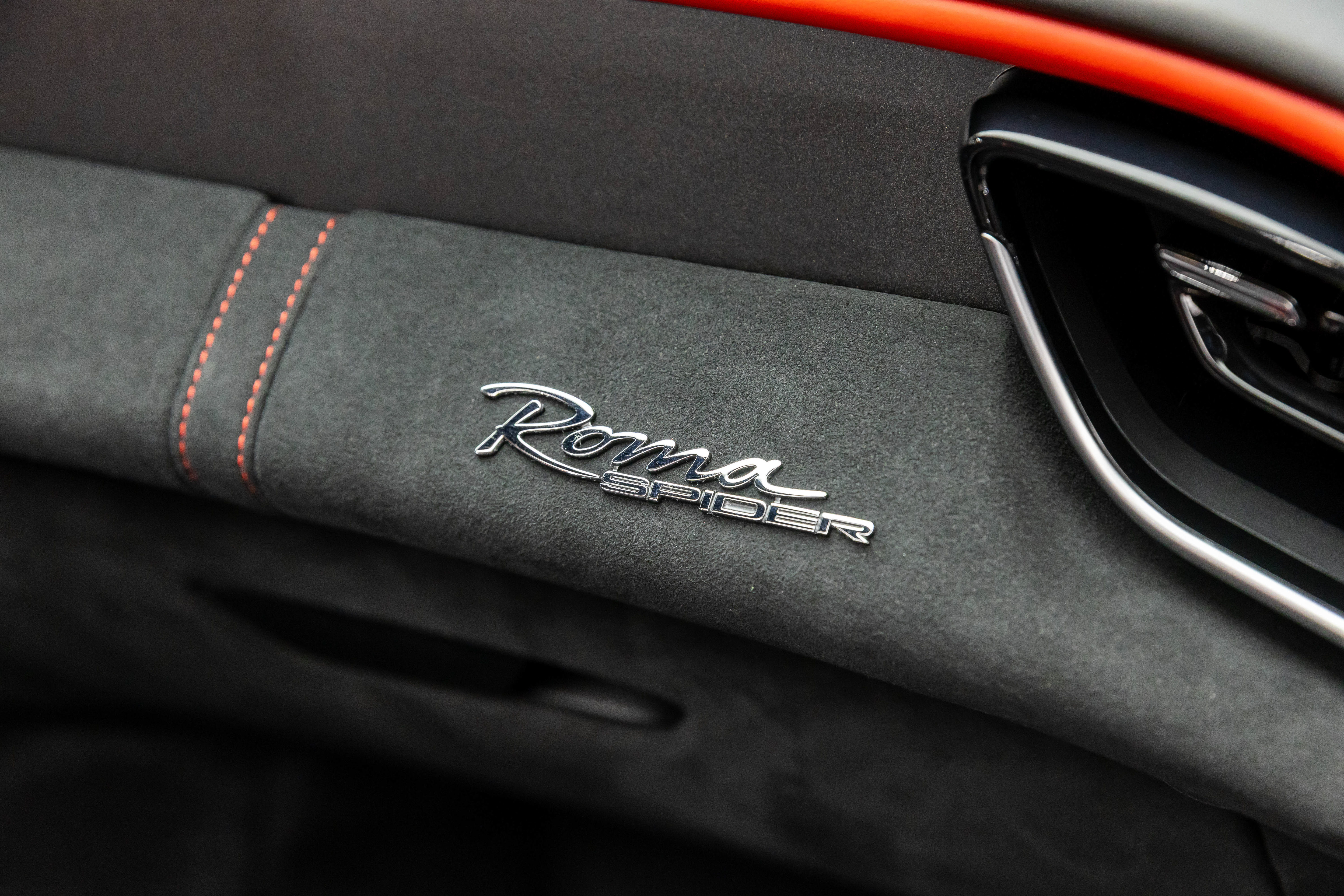 Certified 2025 Ferrari Roma Spider RWD image 19