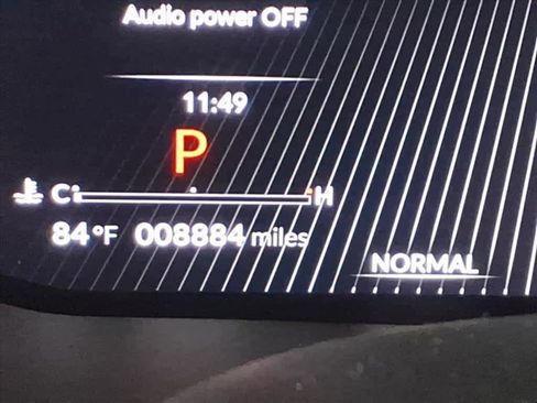 Used 2025 Acura MDX SH-AWD image 12