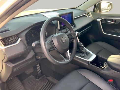 Used 2024 Toyota RAV4 XLE Premium AWD/4WD image 18