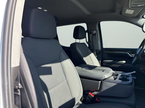 Used 2024 GMC Sierra 1500 Elevation w/ LPO, Elevation Black Package image 15