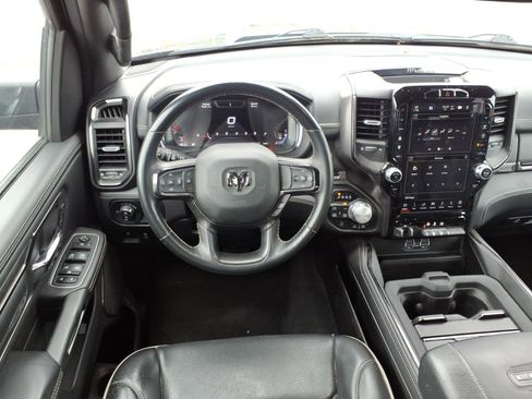 Used 2024 RAM 1500 Limited w/ Off Road Group AWD/4WD image 11