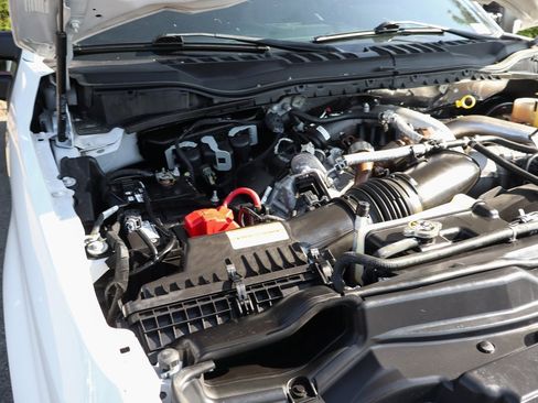 Used 2022 Ford F250 XLT w/ Black Appearance Package image 10