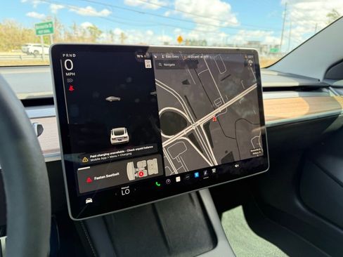 Used 2021 Tesla Model 3 Performance image 20