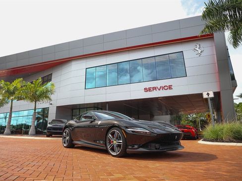 Certified 2022 Ferrari Roma image 20