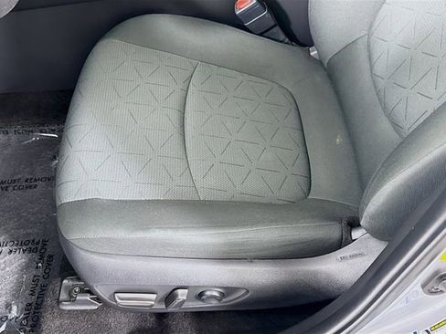 Certified 2022 Toyota RAV4 XLE image 18