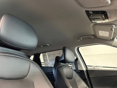 New 2025 Kia EV6 Wind image 13