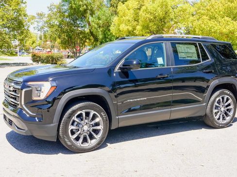 New 2026 GMC Terrain Elevation w/ Elevation Premium Package AWD/4WD image 3
