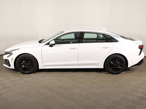 Used 2025 Kia K5 LXS image 15