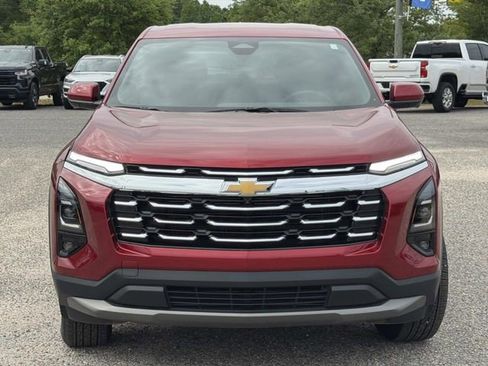 Used 2025 Chevrolet Equinox LT w/ Safety and Technology Package FWD image 5