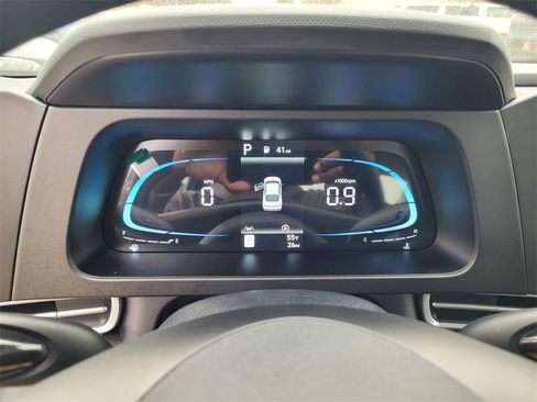 New 2025 Hyundai Elantra SE w/ Cargo Package image 11