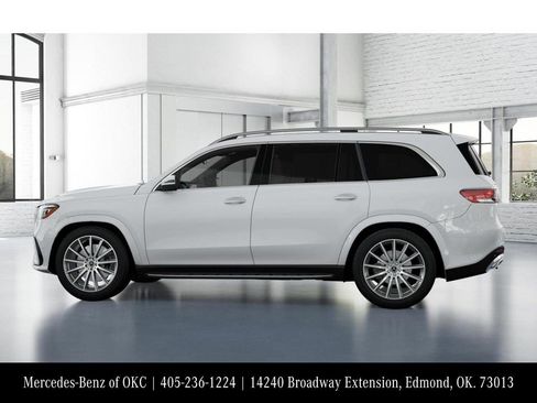New 2026 Mercedes-Benz GLS 580 4MATIC image 33
