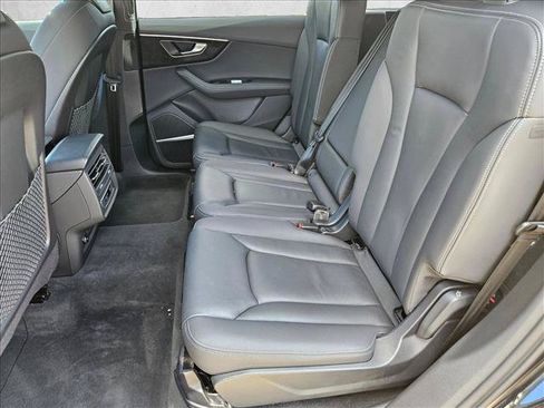 Used 2025 Audi Q7 3.0T Premium Plus AWD/4WD image 14