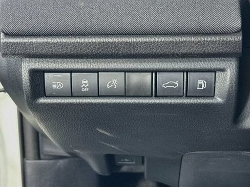 Certified 2025 Toyota Camry LE FWD image 11