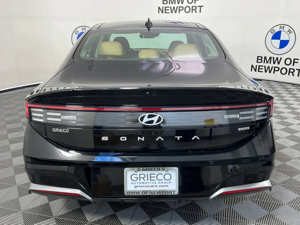 Used 2026 Hyundai Sonata Limited FWD image 12