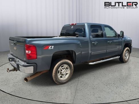 Used 2008 Chevrolet Silverado 2500 LTZ w/ Safety Package AWD/4WD image 3