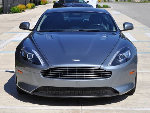 Used 2012 Aston Martin Virage Coupe RWD image 2