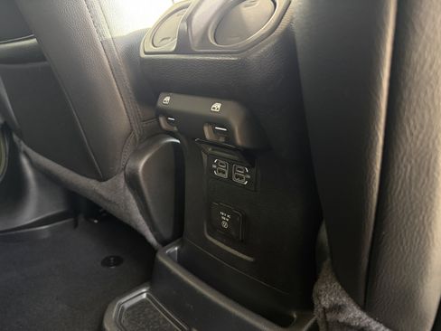 Used 2023 Jeep Wrangler Sahara w/ Cold Weather Group image 31