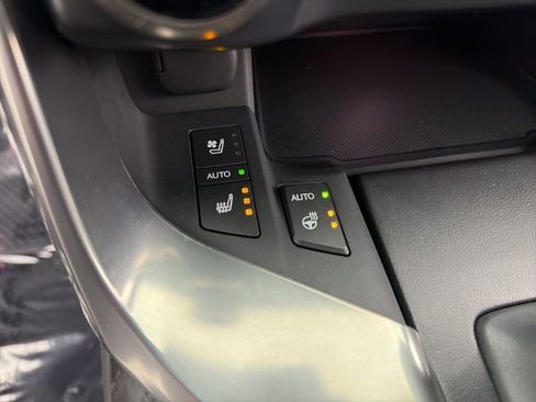 Used 2025 Lexus LX 700h Overtrail image 19