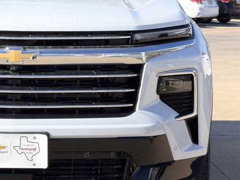 New 2026 Chevrolet Traverse High Country image 8