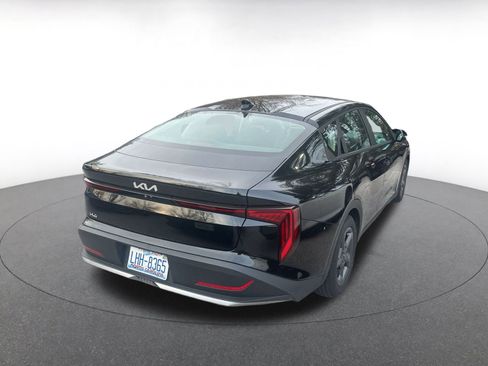 Used 2025 Kia K4 LXS image 5
