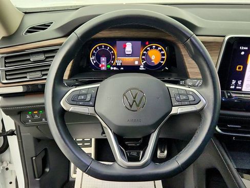 Used 2024 Volkswagen Atlas SEL Premium R-Line image 14