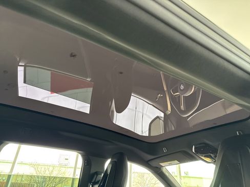 New 2026 BMW iX xDrive60 image 47