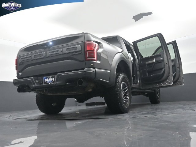 Used 2020 Ford F150 Raptor w/ Equipment Group 802A Luxury AWD/4WD image 29