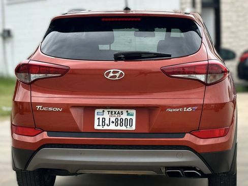Used 2016 Hyundai Tucson Sport FWD image 11