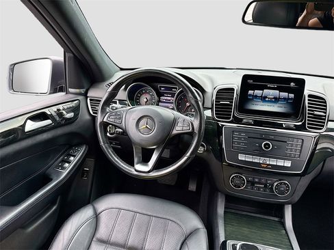 Used 2018 Mercedes-Benz GLE 350 4MATIC image 13