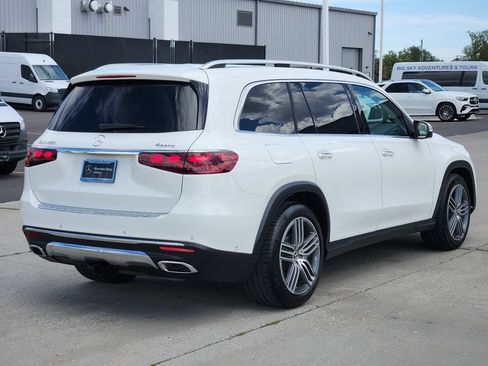 Used 2024 Mercedes-Benz GLS 450 4MATIC image 47