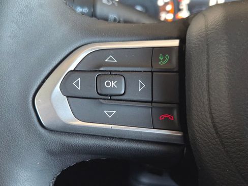 Certified 2024 Jeep Compass Latitude w/ Convenience Group AWD/4WD image 8